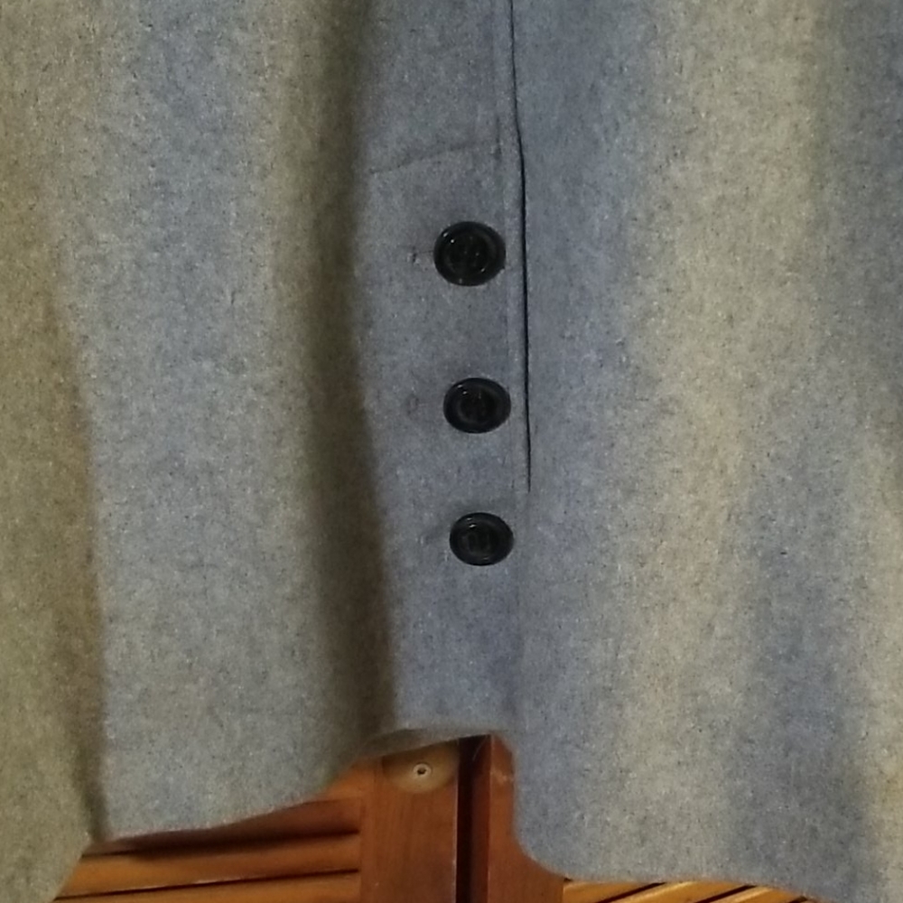 Coat with hood - Picture 4 of 5